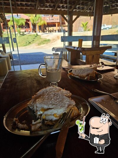 Você pode desfrutar de uma bebida do menu