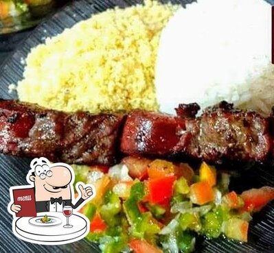 Platos en Companhia do Espeto