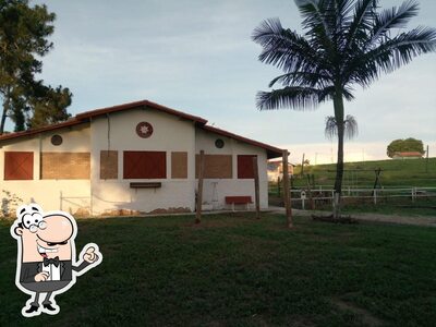 Descubra a parte externa do Água Santa Café e Restaurante Sabor da Roça