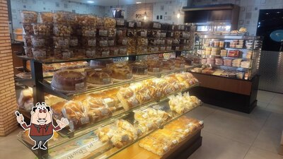 Comida em Panificadora Ponte do Trigo