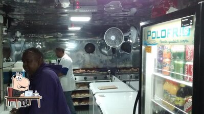 Veja imagens do interior do Minguinho Auto Lanche