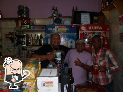 Karaokê Bar do Bruno fornece uma seleção de drinques