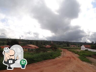 Descubra a área externa do Parada Mix, Jurema