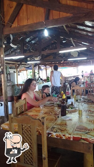 Veja imagens do interior do Restaurante Sabor Caseiro - Porto Almeida