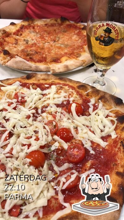 Prenditi una pizza alla pizzeria Da Luca