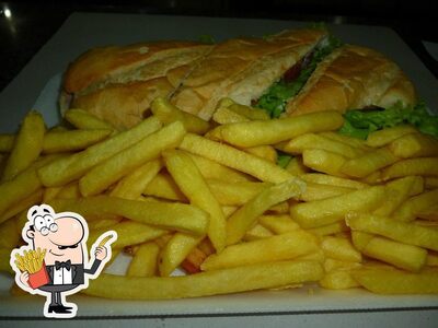 At Parati Panificadora you can order French fries