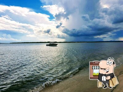 Veja a parte externa do Pousada Coco Dendê