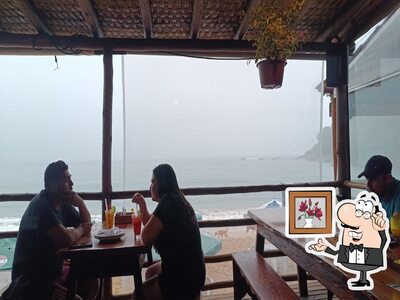 O interior do Hymbé Restaurante Praia