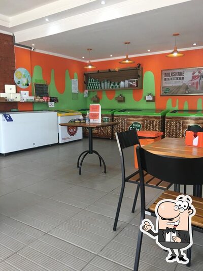 Veja imagens do interior do Sorveteria Frutos de Goiás