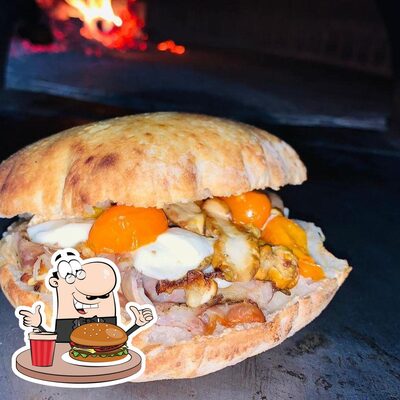 Ordina un hamburger al ristorante Stay Healthy