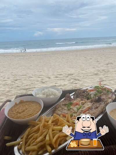 Comida em Barraca Azul do Mar