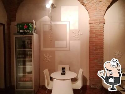 Siediti a un tavolo di Grey