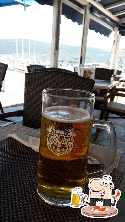 Goditi una bella birra a fine giornata