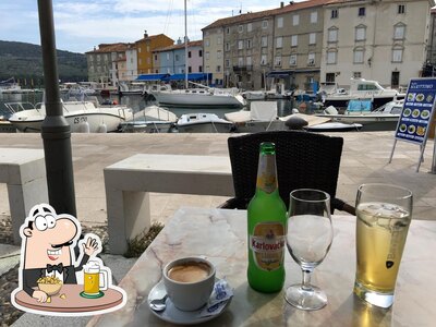 Degusta una bella birra a fine giornata