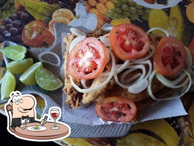 Comida em Barraca do Marciano