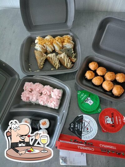 Еда в "СушиSell"