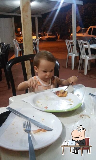 Veja imagens do interior do PIZZAÍ