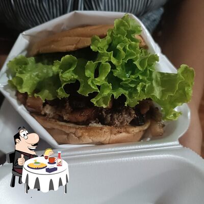 Delicie-se com um hambúrguer no EI lanches