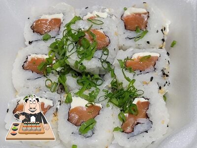Rolos de sushi são servidos no Shammah Sushi