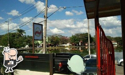 Desfrute da vista da área externa do Recanto da Lagoa