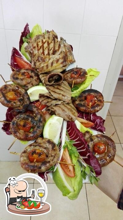 Prenditi tra i molti piatti di mare offerti al ristorante Turismo Rurale Bianca di Navarra