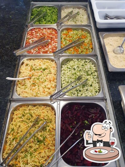 Comida em Restaurante Sabor do Lago