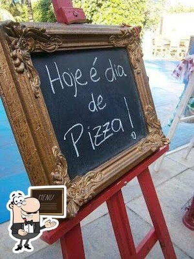 O menu do quadro negro lista as opções disponíveis