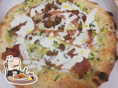 Ordina tra le molte varianti di pizza