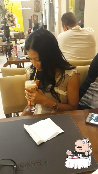 Pitombeira Restaurante e Pizzaria foto