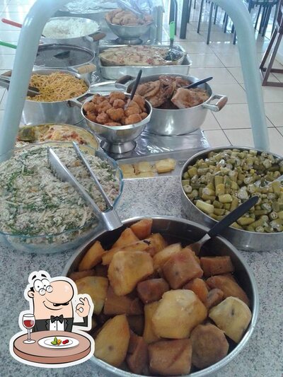 Comida em Restaurante Peixe Frito