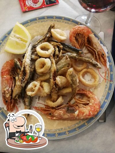 Gli ospiti di La Risacca possono gustare vari piatti di mare