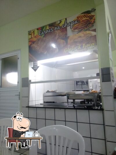 O interior do Garfo & Faca - Restaurante e Bar