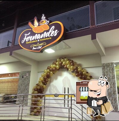 Você pode espairecer no na área externa do Panificadora e Confeitaria Fernandes - Guaramirim