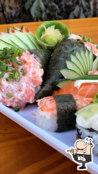 Sushi é um popular prato originário do Japão