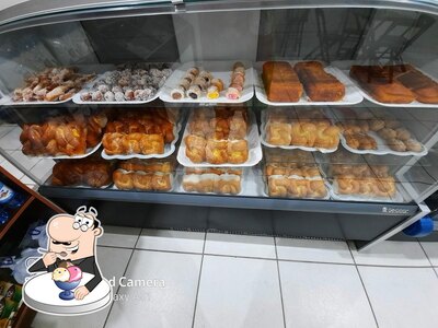 Padaria cariri serve uma variedade de pratos doces