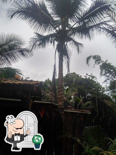 Descubra o exterior do Rancho do Cedro