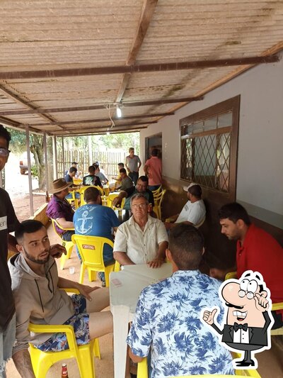 Veja imagens do interior do Mogico's Bar