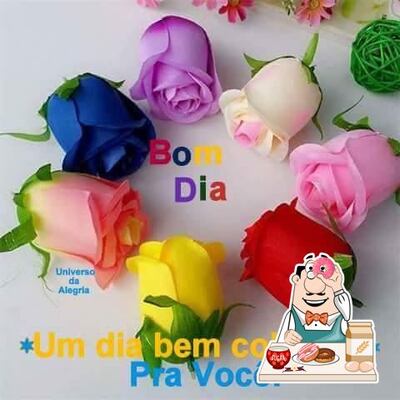 Novo Super + Açaí serve uma escolha de sobremesas