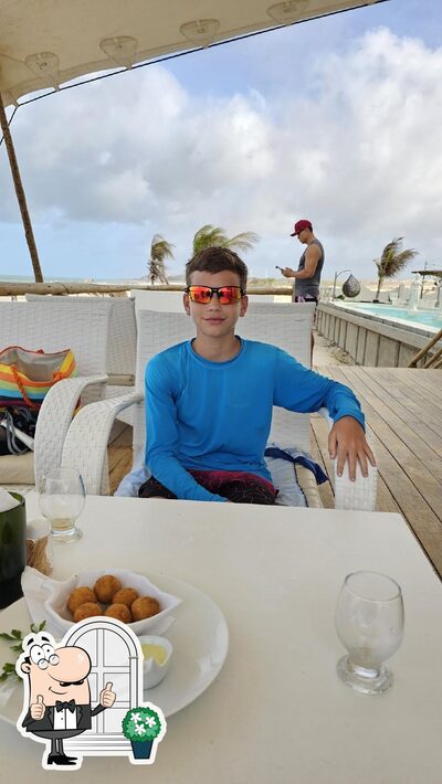 a área exterior é uma característica importante do Positano Lounge beach - Canoa Quebrada