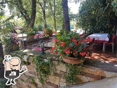 Goditi la vista dagli esterni di Bujici, Porec