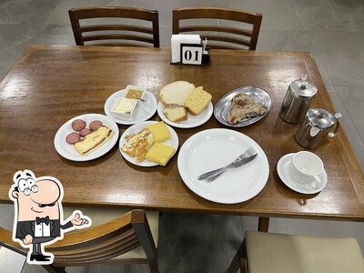 O interior do Titon Grill Restaurante