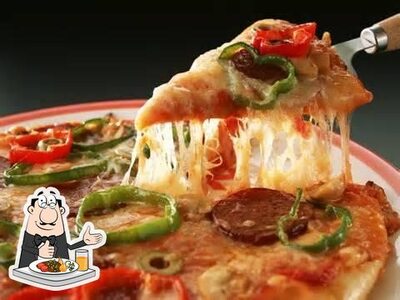 Comida em Pizzaria Venneza Bezerros PE