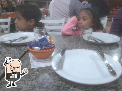 O interior do Pizzaria Donattela