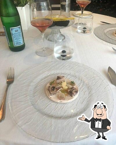 Siediti a un tavolo di Arca