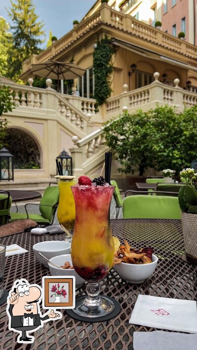 Dai un'occhiata agli interni di Le Jardin de Russie