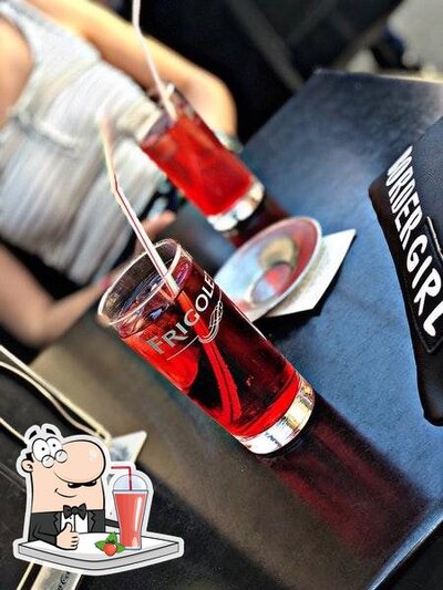 Commandez diverses boissons offertes par Le Pavillon