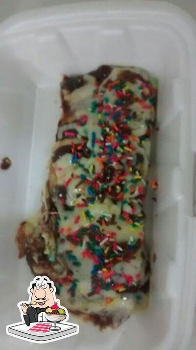 Não esqueça de pedir uma sobremesa no Pastelaria e massas da Selma