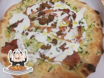 Prenditi tra le molte varianti di pizza