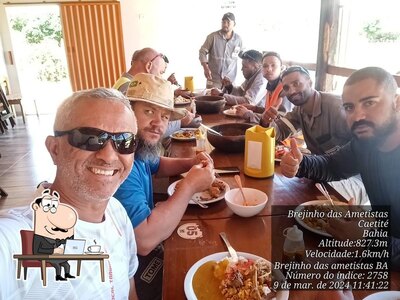 O interior do Rafa Pizzaria e Petiscaria