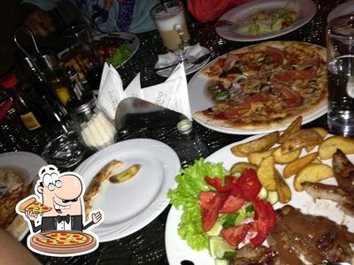 Пицца - самое любимое фаст-фуд блюдо в мире